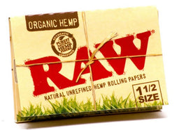 RAW  PAPER 1 1/2 ORGANIC Smoker Accessories Wholesale Distributor in Montreal Quebec