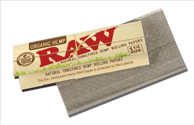 RAW PAPER 1 1/4 ORGANIC Smoker Accessories Wholesale Distributor in Montreal Quebec
