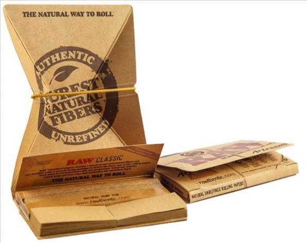 RAW  PAPER ARTESANO 1 1/4 Smoker Accessories Wholesale Distributor in Montreal Quebec
